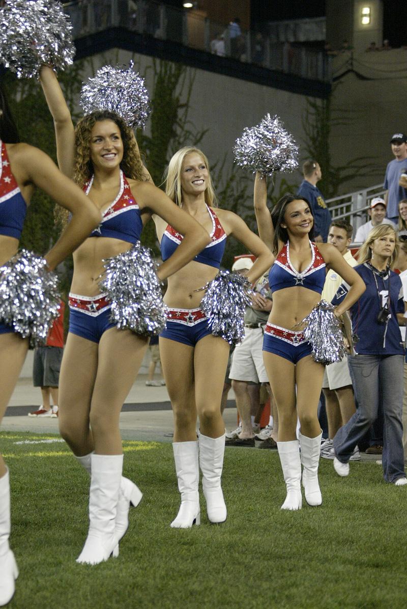 New England Patriots Cheerleaders NE03 027